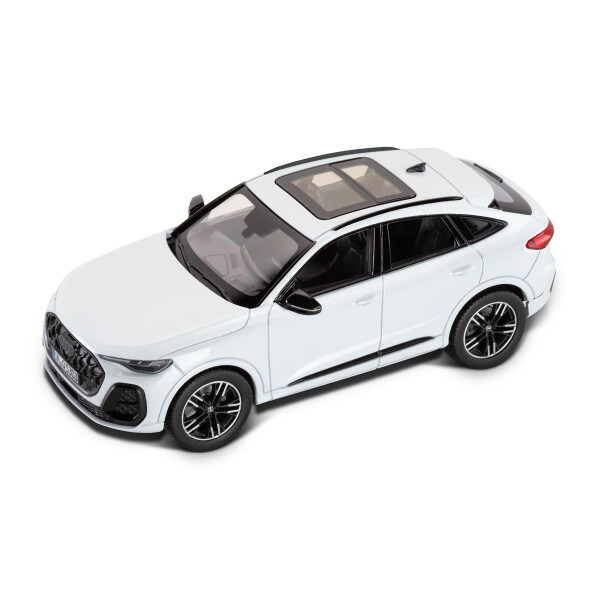 楽天市場】AUDI特注 1/43 アウディ Q5 スポーツバック (ホワイト