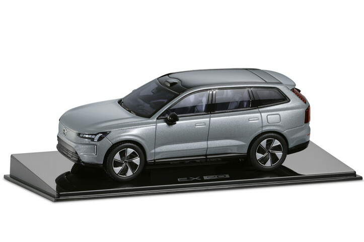 ディーラー特注　volvo s90 1/43 モデルカー ディーラー特注 volvo s90 1/43 モデルカー - メルカリ