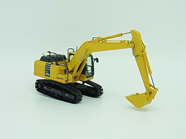 コマツ PC30MR-5 & PC200-11 モデルセット コマツ PC30MR-5 & PC200-11 モデルセット