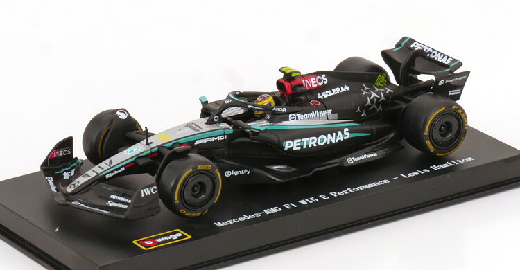 ブラーゴ 1/43 メルセデス F1 W15 #44 2024 ハミルトン ショーケース ドライバーフィギュア付き Bburago 1:43 Mercedes F1 W15 #44 2024 Hamilton with ShowCase and driver figure