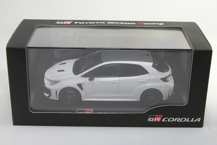 1/30 トヨタ　カラーサンプルミニカー　新型GRヤリス　エモーショナルレッドⅡ Amazon | 1/30 ミニカー 新型ヤリス GRヤリス 非売品 カラー