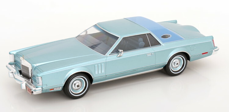 '72 Lincolnリンカーン Continentalコンチネンタル 1/43 72 Lincolnリンカーン Continentalコンチネンタル 1/43 - メルカリ