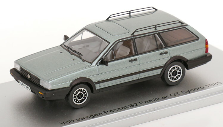 ケス 1/43 フォルクスワーゲン パサート B2 2.0i シンクロ 1985 ライトブルーメタリック 42台押さえるKess 1:43 VW Passat B2 2.0i Syncro 1985 lightblue metallic Limited 42 pcs