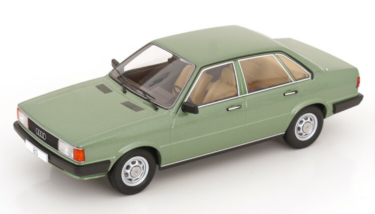 MCG 1/18 アウディ 80 B2 ライトグリーンメタリック MCG 1:18 Audi 80 B2 lightgreen metallic