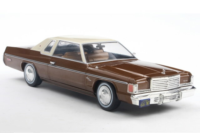 楽天市場】ミニカー 1/24 GREENLIGHT 1974 ダッジ・モナコ・パトカー