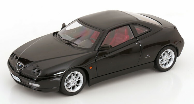 ミティカ 1/18 アルファ ロメオ GTV 3.0 V6 24V 1998 ブラック 開閉 Mitica 1:18 Alfa Romeo GTV 3.0 V6 24V 1998 black
