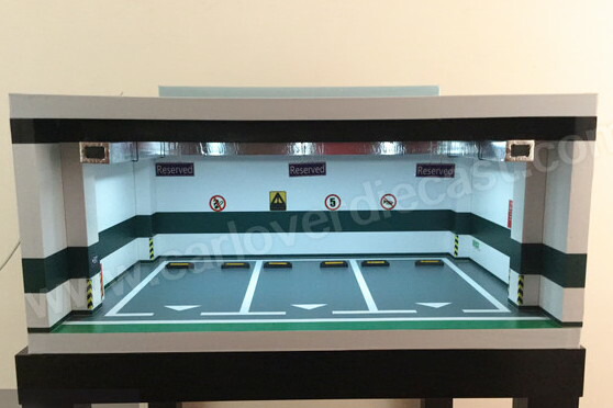 CLDC 1/64 パノラマ パーキング場 3台 LEDともし火付Three - cars Garage Diorama With LED Lights 車-おもちゃ-ミニカー・トイカー