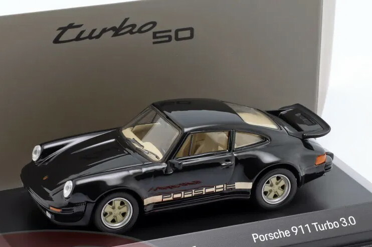 Welly 1/43 ポルシェ 911 ターボ 3.0 1975-1977 ブラック ゴールデン タイヤWelly 1:43 Porsche 911 Turbo 3.0 Year 1975-1977 black golden Tires