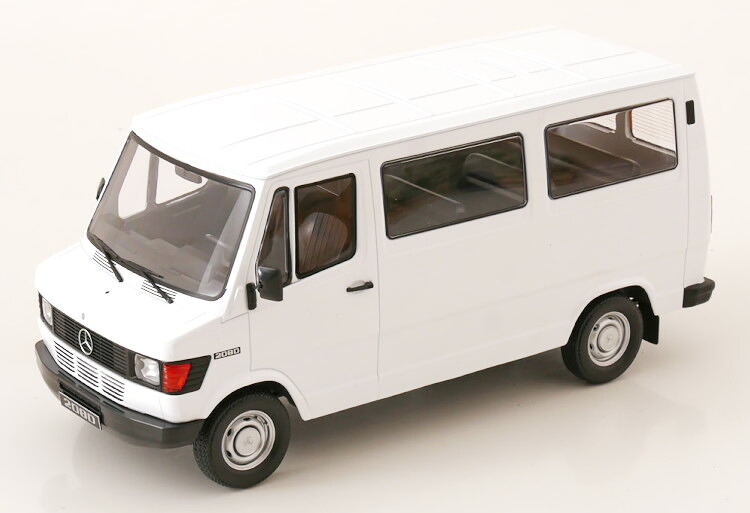 KK規模 1/18 メルセデス 208 D 2階建てバス 1988 白いことKK-Scale 1:18 Mercedes 208 D bus 1988 white