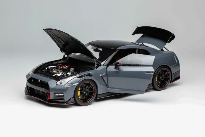 モーターヘリックス 1/18 日産 GT-R NISMO R35 特別～版 2022 NISMO ステルスグレーMOTORHELIX 1:18 Nissan GT-R NISMO R35 Special Edition 2022 NISMO Stealth Gray