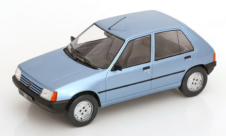 モデルカーグループ 1/18 プジョー 205 1984 ライトブルーメタリックModel Car Group 1:18 Peugeot 205 1984 Light Blue Metallic
