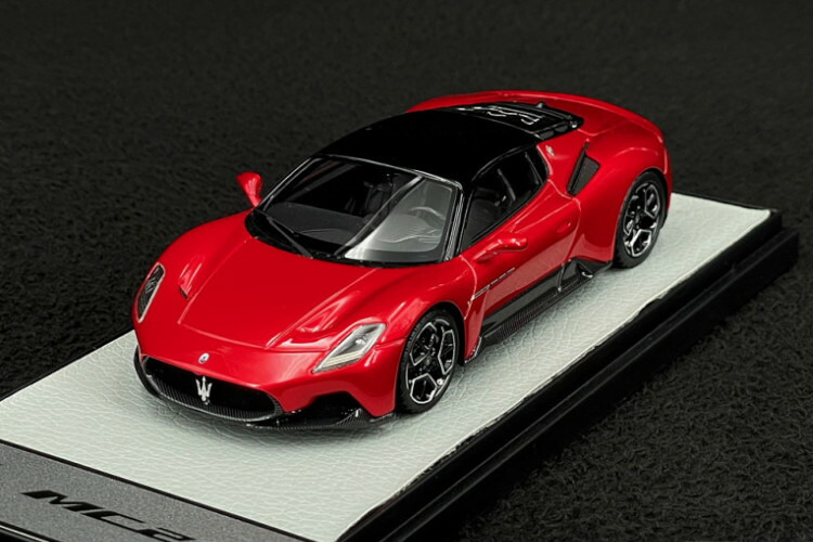 BBR 1/43 マセラティ MC20 2020 ロッソ ヴィンチェンテ グロッシーブラックBBR 1:43 Maserati MC20 2020 Rosso Vincente Glossy Black
