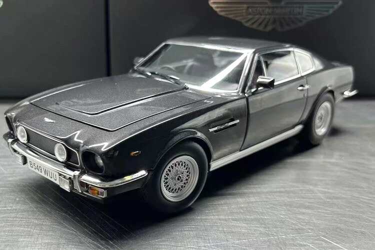 XiaoGuang 1/18 アストンマーティン V8 ヴァンテージ 007 開閉XiaoGuang 1:18 Aston Martin V8 Vantage 007|Reowide モデルカー カタログ SHOP