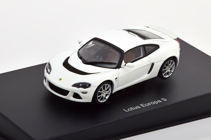 楽天市場】オートアート AUTOart 1/18 ストリートシリーズ ロータス