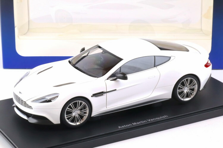 楽天市場】オートアート 1/18 アストンマーティン V12 ヴァンテージ S
