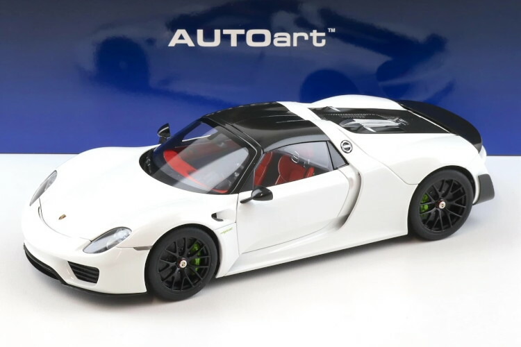 豪華おまけ付き　1/18 オートアート　AUTOart　ポルシェ918スパイダー Amazon.co.jp: AUTOart 1/12 ポルシェ 918 スパイダー