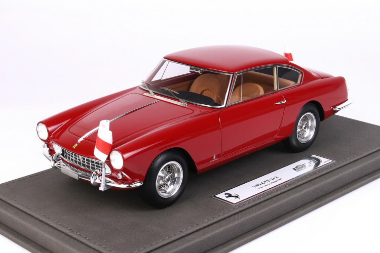 楽天市場】BBR 1/18 フェラーリ 330 GT 2+2 クローズドルーフ