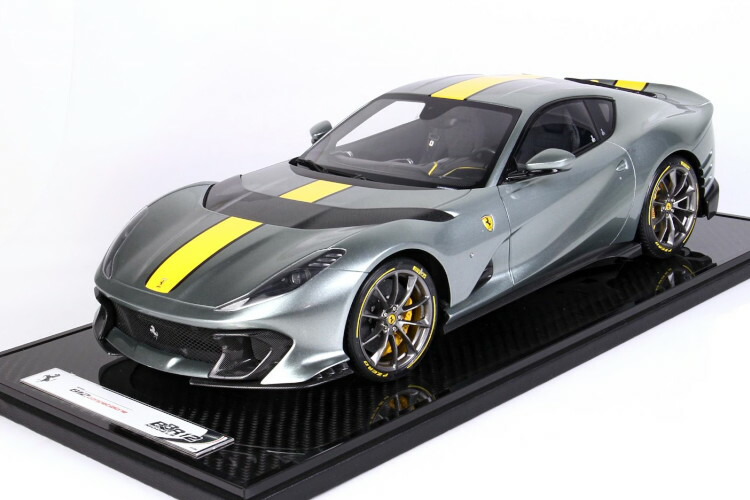 BBR 1/12 フェラーリ 812 力くらべ 212台押さえるBBR 1:12 Ferrari 812 Competizione Limited Edition 212pcs