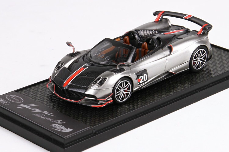 パガーニ・ウアイラ ロードスターBC 1/18 AUTOart 1/18 パガーニ ウアイラ ロードスター （ブルー