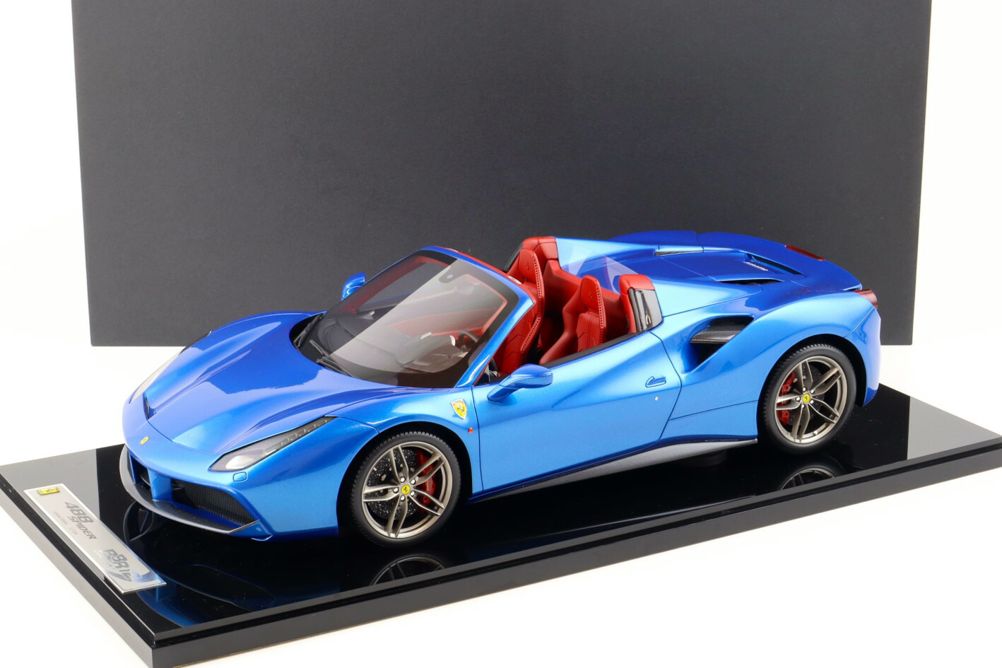 入荷 ラスト1台 35台限定 BBR 1/43 Ferrari 488 Pista RHD Nero