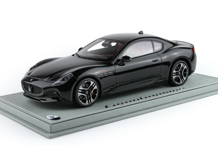 1/18 マセラティカスタム 1/18 マセラティカスタム