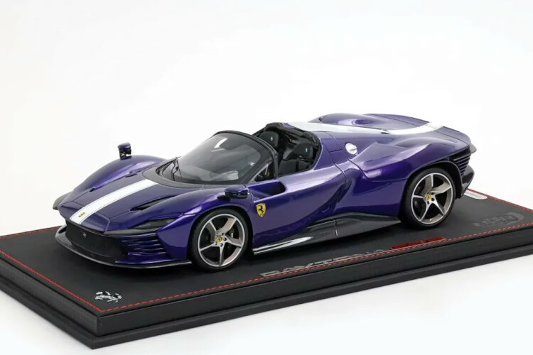 BBR 1/18 フェラーリ デイトナ SP3 開けはなし大屋根 アイコナ 2022 アルト ディーノ パープル 42台押さえるBBR 1:18 FERRARI DAYTONA SP3 OPEN ROOF ICONA 2022 VIOLA DINO PURPLE LIMITED 42 pcs