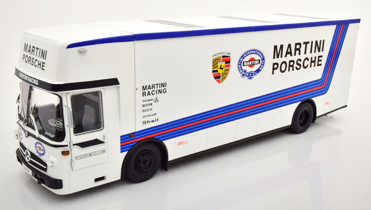 CMR メルセデス O317 レーストランスポーター 　ロスマンズ　ポルシェ CMR 1/18 メルセデスベンツ O317 レーストランスポーター