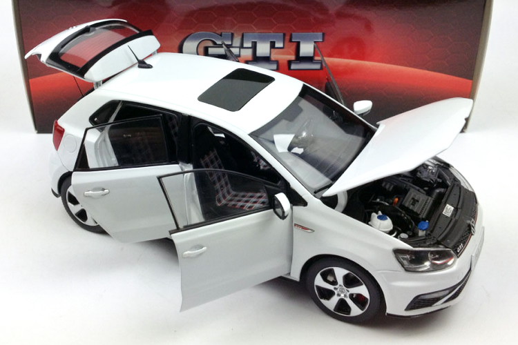 Vw特注 1 18 フォルクスワーゲン ポロ Gti ホワイト 15年 マイナーチェンジモデル Vw Polo Napierprison Com