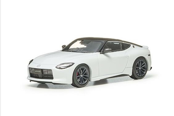 ニッサン Z Prototype 1/43 Amazon | ミニカー 1/43 日産 フェアレディZ PROTOTYPE イエロー