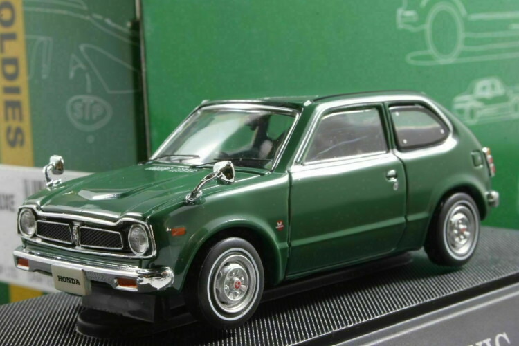 【2台セット】エブロ　ホンダシビック(初期型) 1300クーペ　1/43 Amazon.co.jp: EBBRO エブロ ホンダ シビック (初期型) 1300