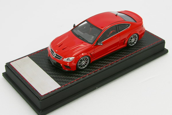 1/43 メルセデスベンツ　C63 AMG Cクラス　W204 ミニカー 1/43 メルセデスベンツ C63 AMG Cクラス W204 ミニカー