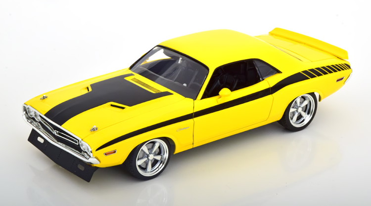 楽天市場】グリーンライトコレクティブル 1/18 ダッジ チャレンジャー R/T ブラック ゴースト 1970 ブラック 開閉Greenlight  Collectibles 1:18 Dodge Challenger R/T The Black Ghost 1970 black : Reowide  モデルカー カタログ SHOP