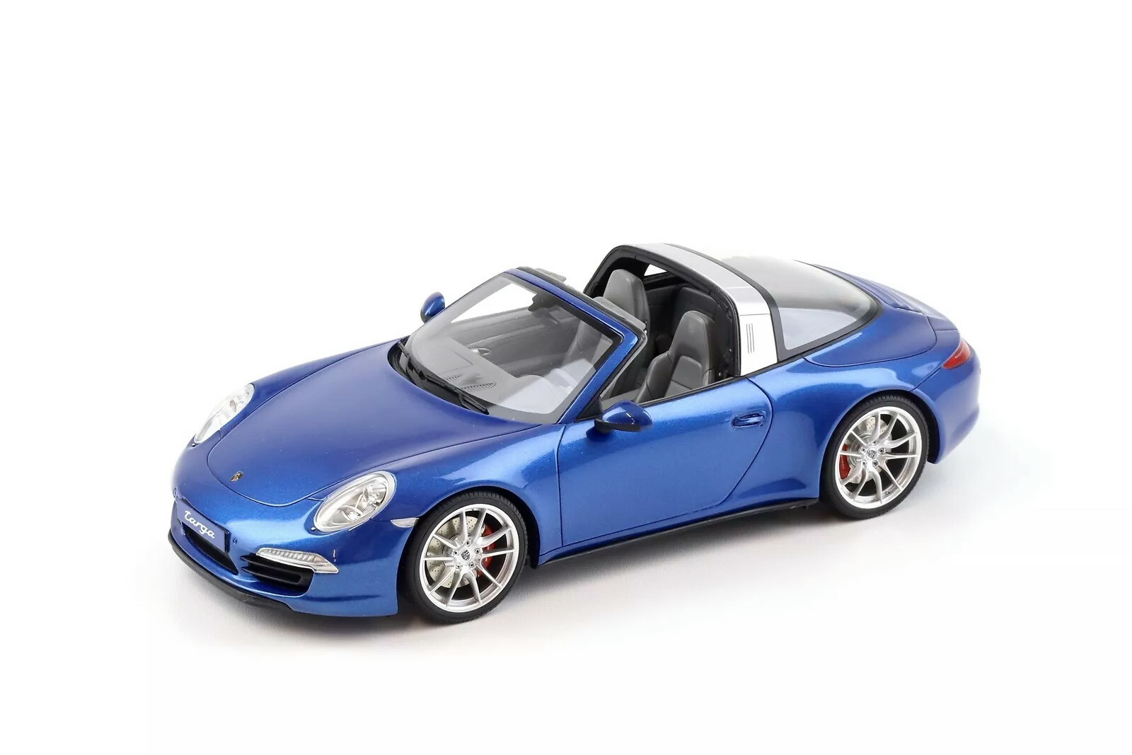 【ミニカー】1/18 GT SPIRIT ポルシェ 911（922）タルガ 4S imgrc0163893041.jpg
