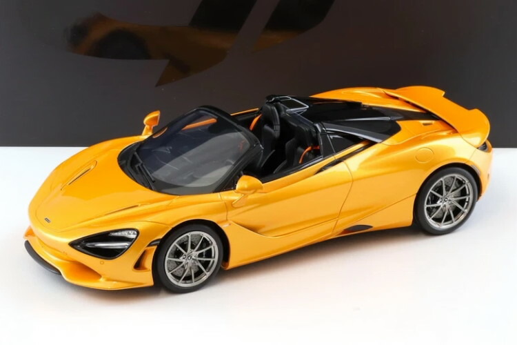 マクラーレン 720s スパイダー 1/18 イエロー Unboxing of Mclaren 720s Spider diecast model car - YouTube