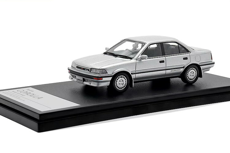 御機嫌謂われ因縁 1/43 トヨタ カローラ サルーン GT 1987 しろがね色Hi-Story 1:43 Toyota Corolla Sedan GT 1987 Silver
