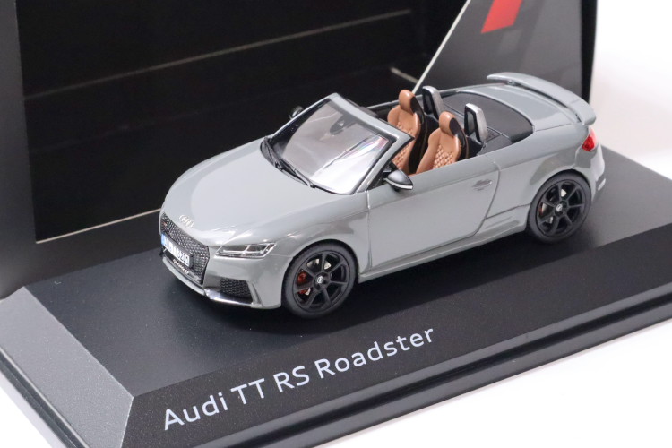 ルックスマート 1/43 Audi TT Club Sport 2007 ルックスマート 1/43 Audi TT Club Sport 2007 - メルカリ