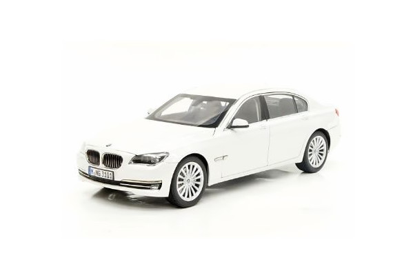 楽天市場】京商 1/18 BMW 750LI F02 ブラック 7シリーズ : Reowide 