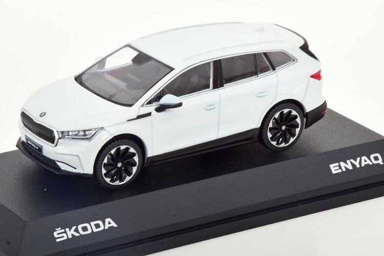 I-Scale 1/43 シュコダ エンヤック ホワイト スペシャル エディション iScale 1:43 Skoda Enyak white special edition of Skoda