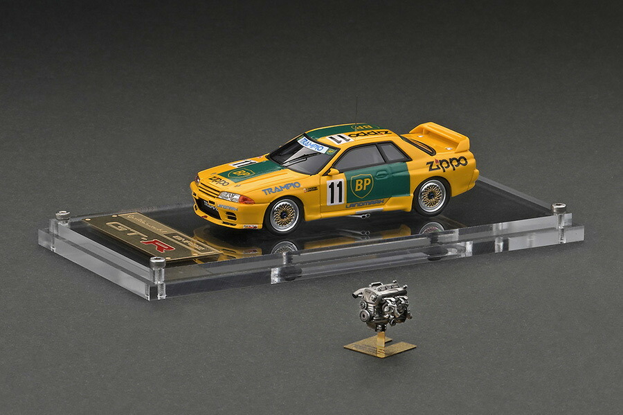 イグニッション 1/64 BPオイルトランピオGT-R (#11) 1993 RB26DETTレーシングエンジン付き添い人ignition 1/64 BP OIL TRAMPIO GT-R (#11) 1993 JTC With RB26 Engine GrA