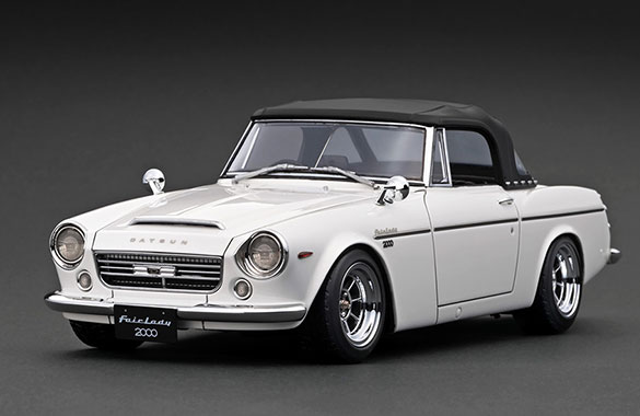 ミニカー 1/18 DATSUN Fairlady2000 SR311 LightBlue 1728368579536_0316388030071088