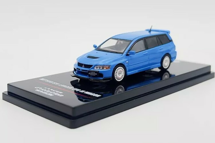inno 三菱Evolution III マレーシア限定 1/64 MITSUBISHI Lancer Evolution III - silver / black - INNO 1:64