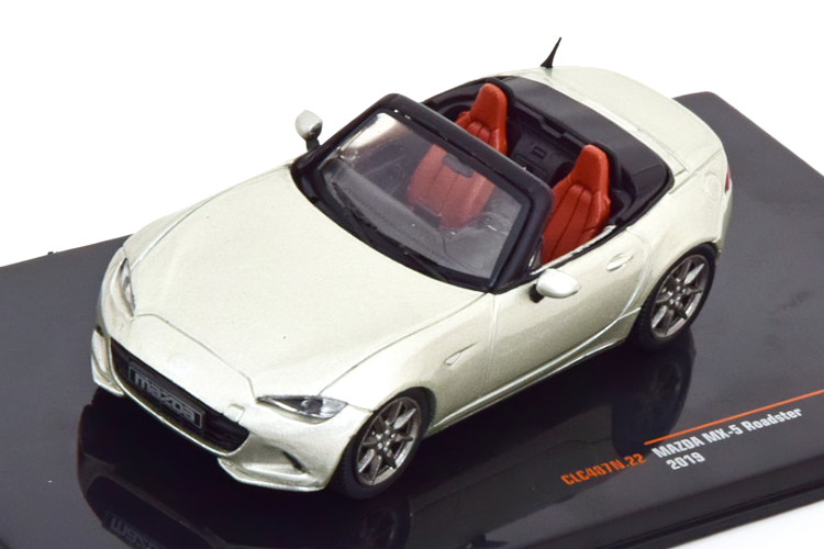 イクソ　1／43 マツダ626 (1987) イクソ 1/43 マツダ 626 1987 レッド CLC520N ミニカーショップ ロム