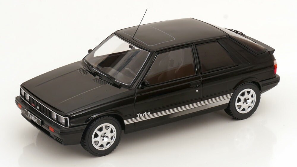 イクソ 1/18 ルノー 11 ターボ カスタム 1987 ブラック Ixo 1:18 Renault 11 Turbo Custom 1987 black