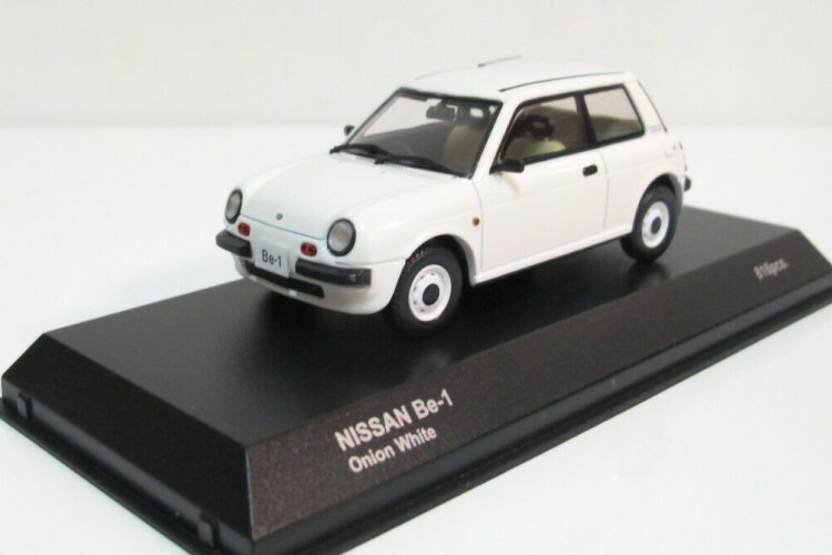 日産　ＮＩＳＳＡＮ デイズ モデルカー　コレクション　ミニカー　クロームメッキ 日産オンラインショップ：DAYZ(AA1 CHROME)