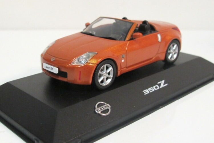 京商/(フェアレディ240Z-G)/1/43 新品未展示品 京商 1/43 日産 フェアレディ240ZG マルーン