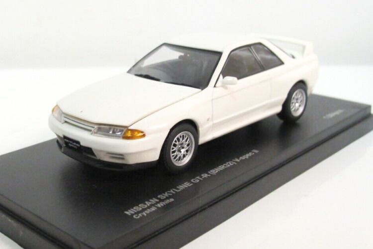 【京商】日産 スカイライン GTS-R　完成品ダイキャスト製モデル　1/43 京商】日産 スカイライン GTS-R 完成品ダイキャスト製モデル 1