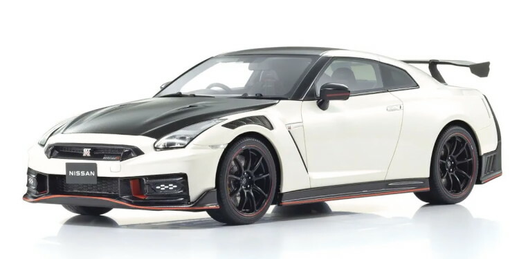 スカイライン　GT-R  京商　1/18  シルバー 2022_323kyosho_dc-016.jpg