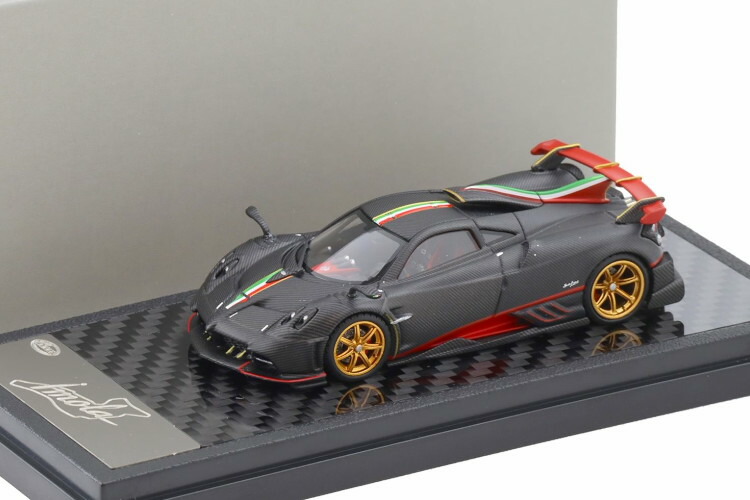 LCDひな形 1/64 パガーニ イモラ クーペ 引っ敷き黒いこと 炭素 イタリアン信号旗LCD Models 1:64 Pagani Imola Coupe Matt Black Carbon Italian Flag