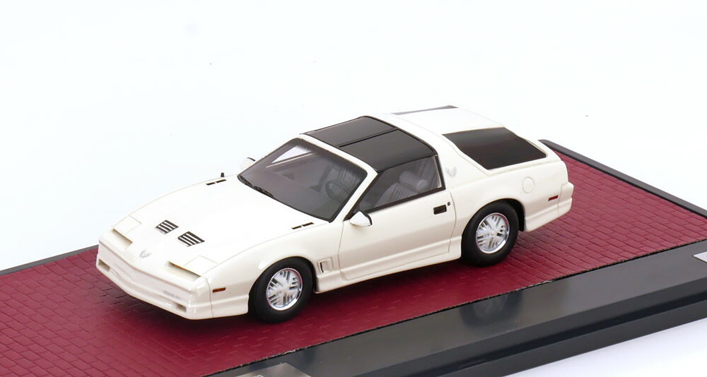 マトリックス 1/43 ポンティアック ファイアーバード トランザム タイプK カムバック プロトタイプ 1985 ホワイト 408台限定 MATRIX 1:43 PONTIAC Firebird Trans Am Type K Kammback Prototyp 1985 white Limited Edition 408 pcs