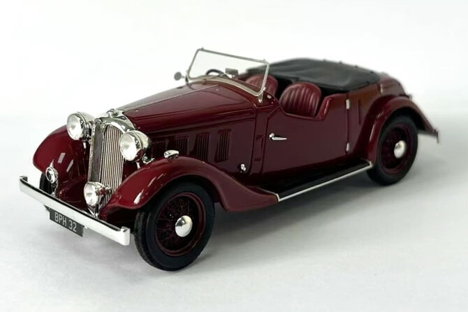 行列 1/43 ローバー 12HP P1 ツアラー 1934?1935 チェスナットブラウンMATRIX 1:43 Rover 12HP P1 Tourer 1934-1935 chestnut brown